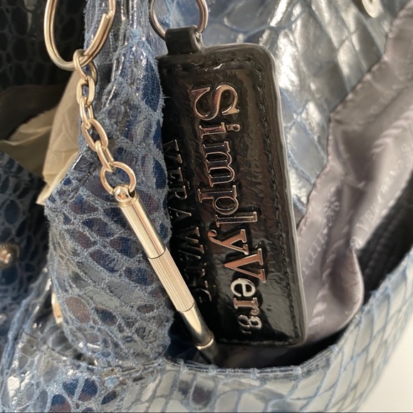 2/$25 Simply Vera wang alligator blue print purse - Picture 3 of 5